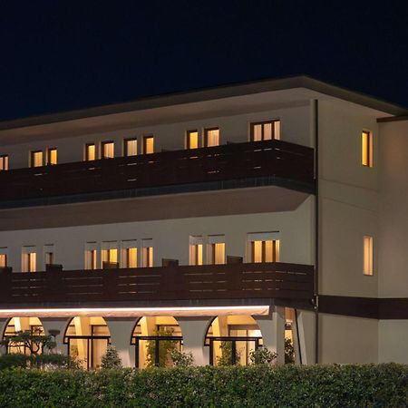 Hotel Belvedere ティエーネ エクステリア 写真