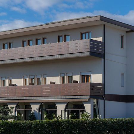 Hotel Belvedere ティエーネ エクステリア 写真