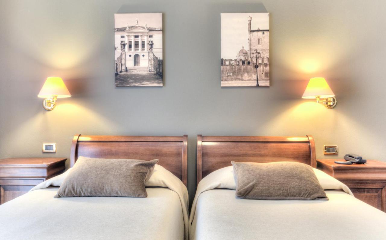 Hotel Belvedere ティエーネ エクステリア 写真