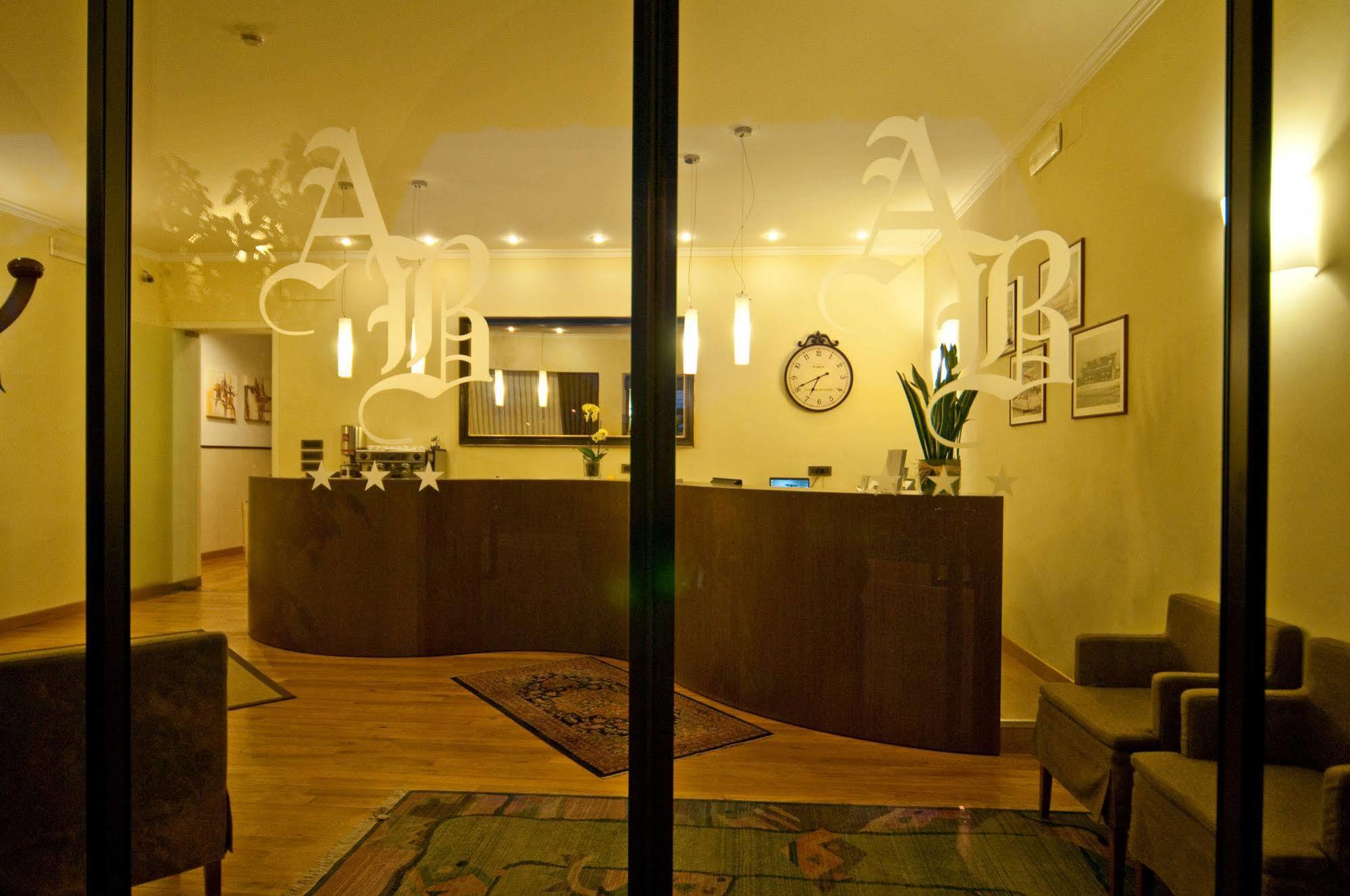 Hotel Belvedere ティエーネ エクステリア 写真